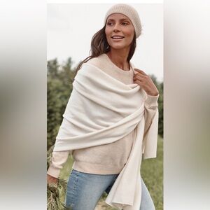 New With tags cashmere wrap!!